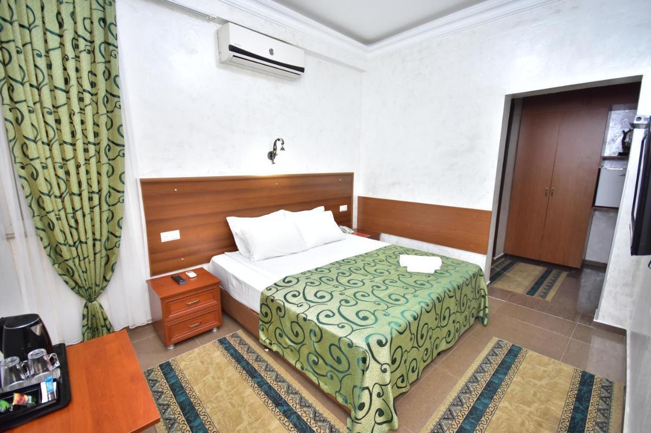 באטומי Hotel Chao מראה חיצוני תמונה