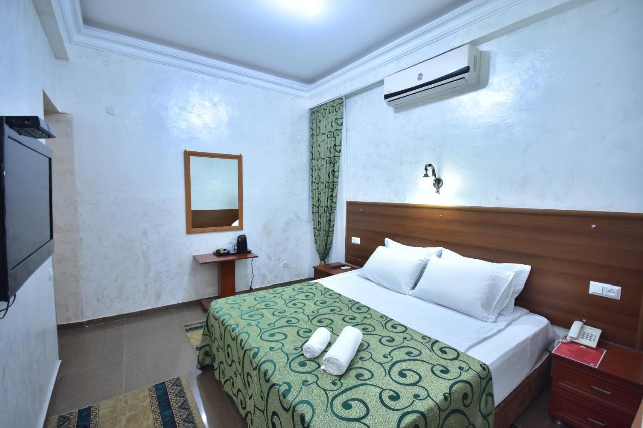 באטומי Hotel Chao מראה חיצוני תמונה