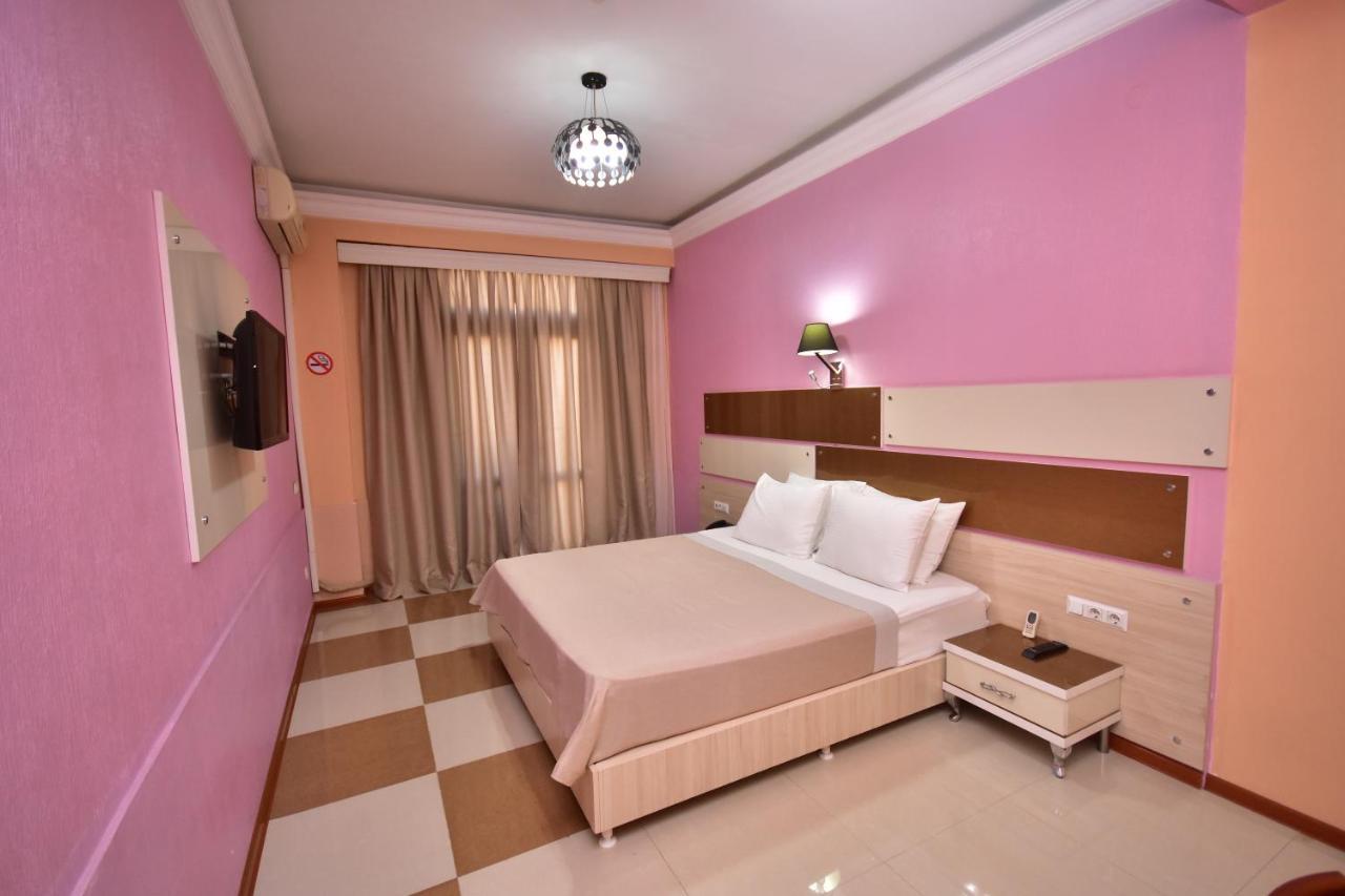 באטומי Hotel Chao מראה חיצוני תמונה