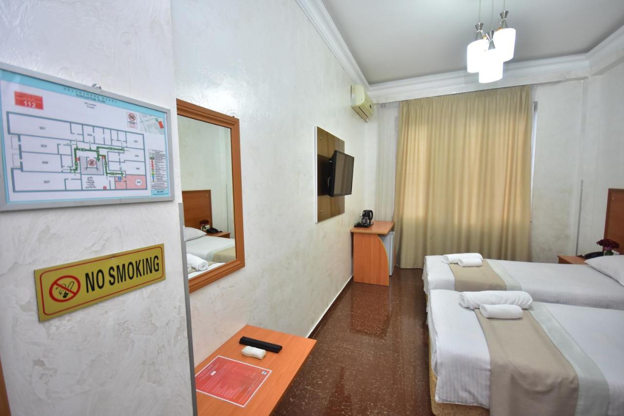 באטומי Hotel Chao מראה חיצוני תמונה