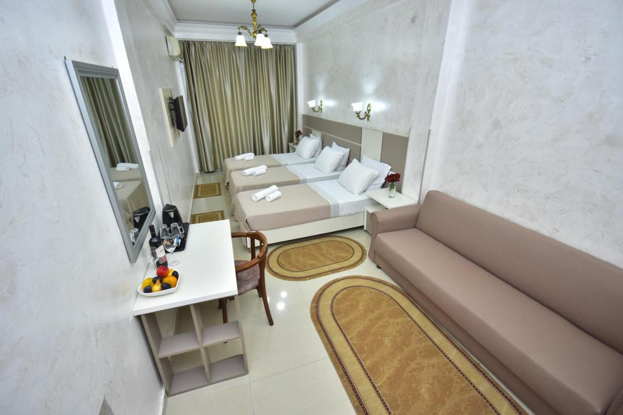 באטומי Hotel Chao מראה חיצוני תמונה